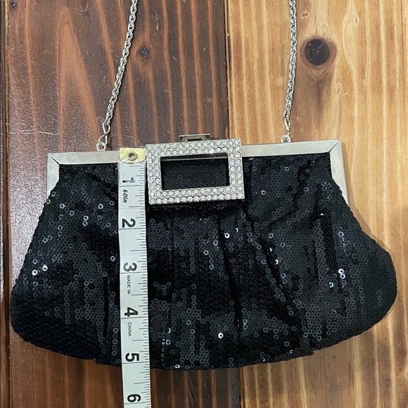 Y2K Vintage La Regale Black Sequin Clutch with Silver Chain - Picture 6 of 8
